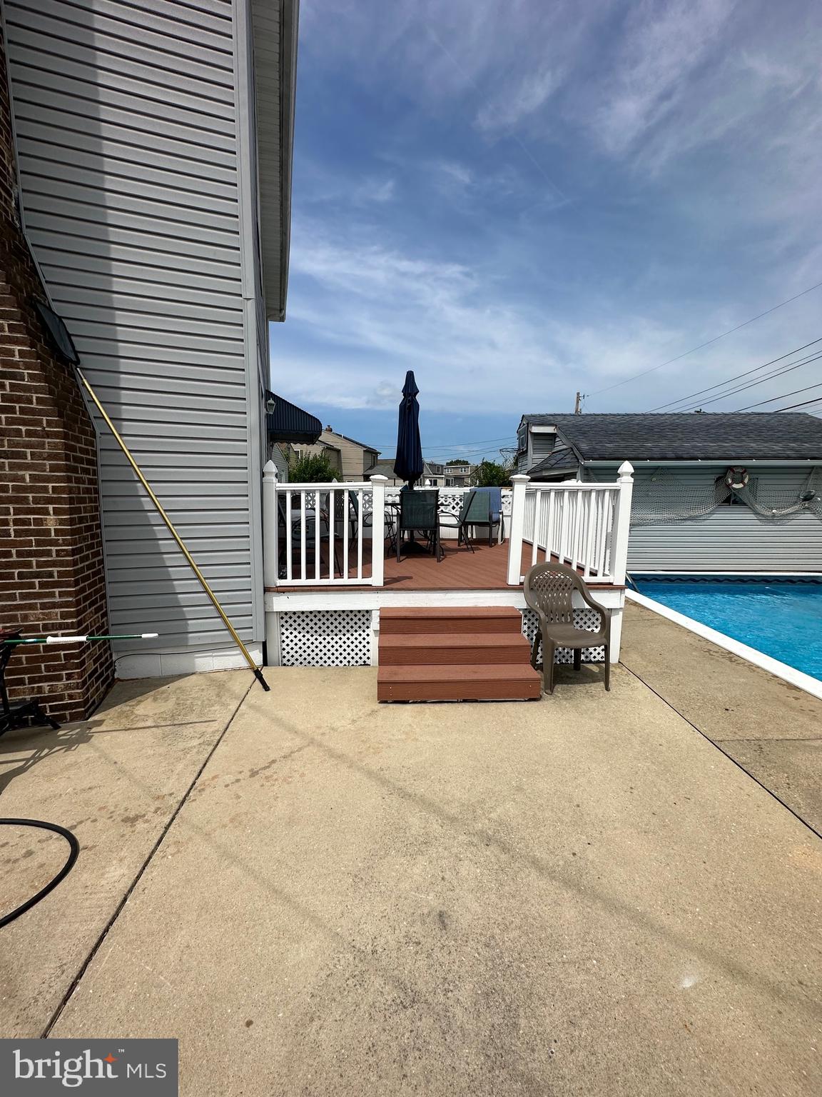 GRAY MANOR - Residential