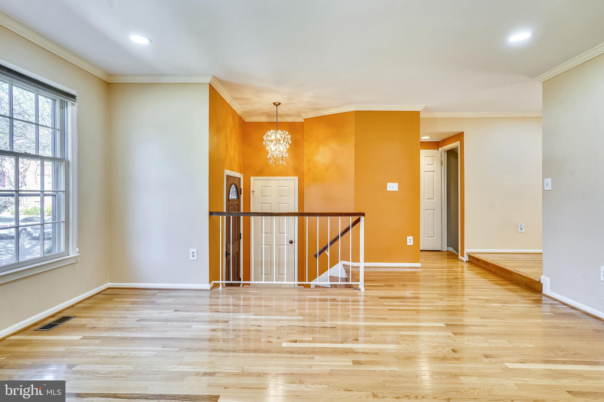 HUNTER VILLAGE - Residential