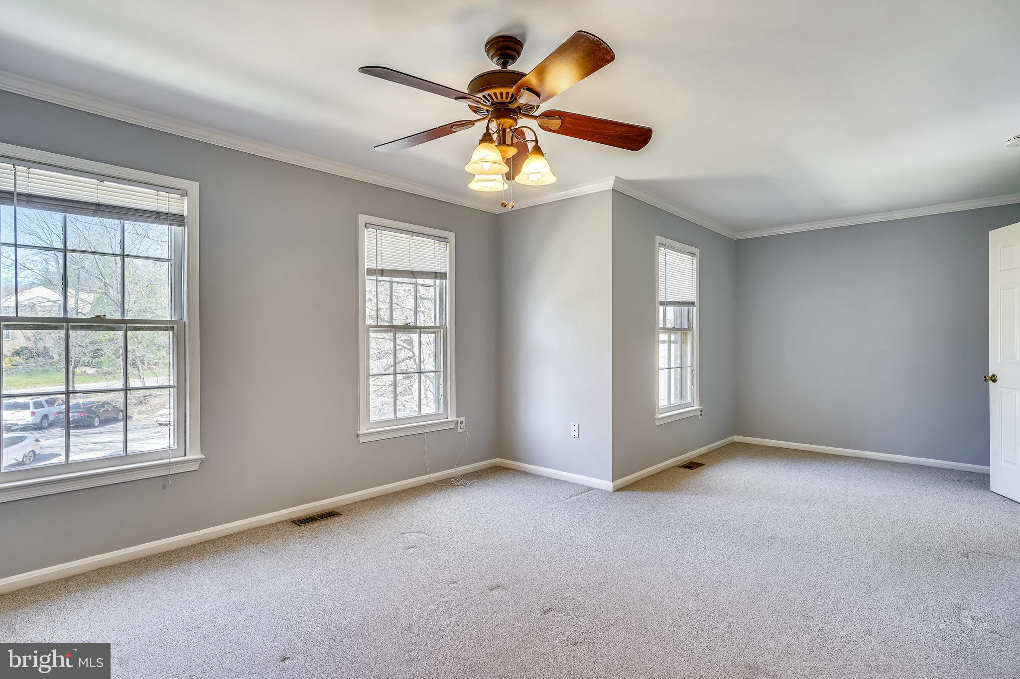 HUNTER VILLAGE - Residential