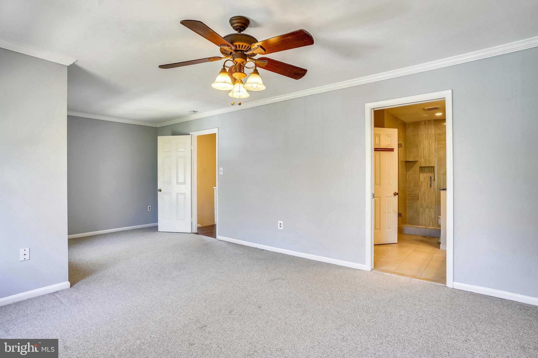 HUNTER VILLAGE - Residential