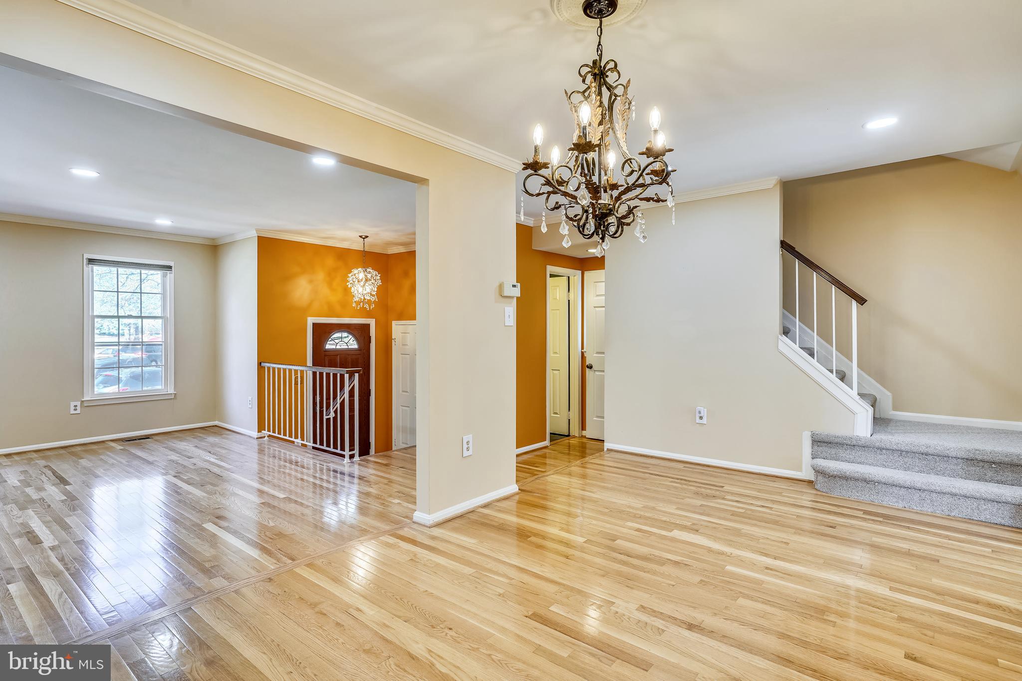 HUNTER VILLAGE - Residential