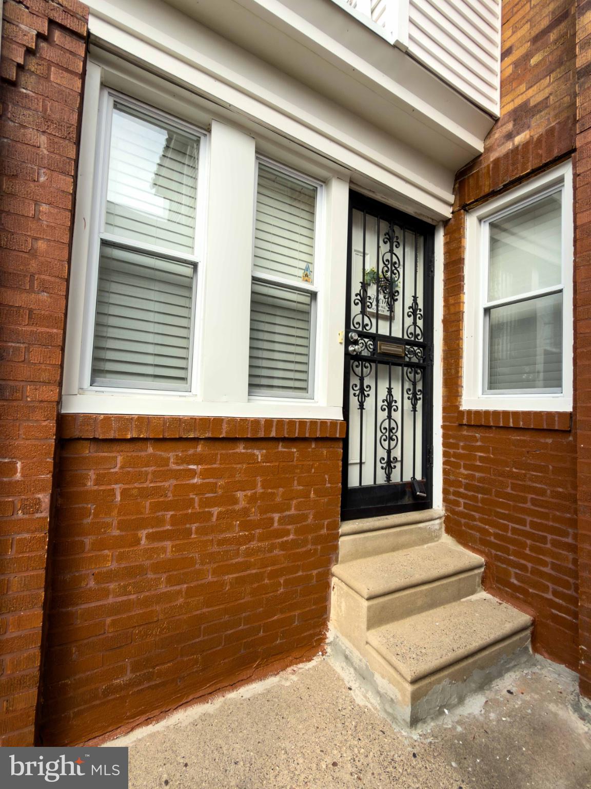 6137 ARGYLE STREET