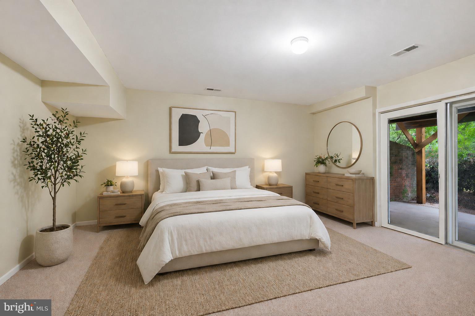 FLINTRIDGE - Residential