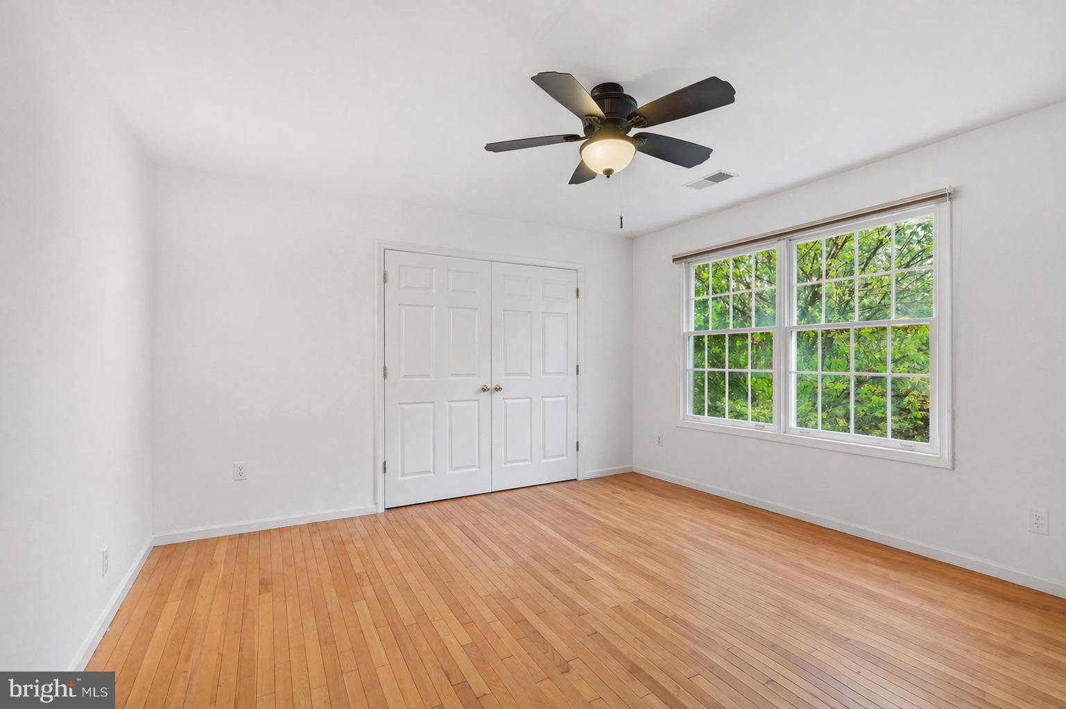 FLINTRIDGE - Residential