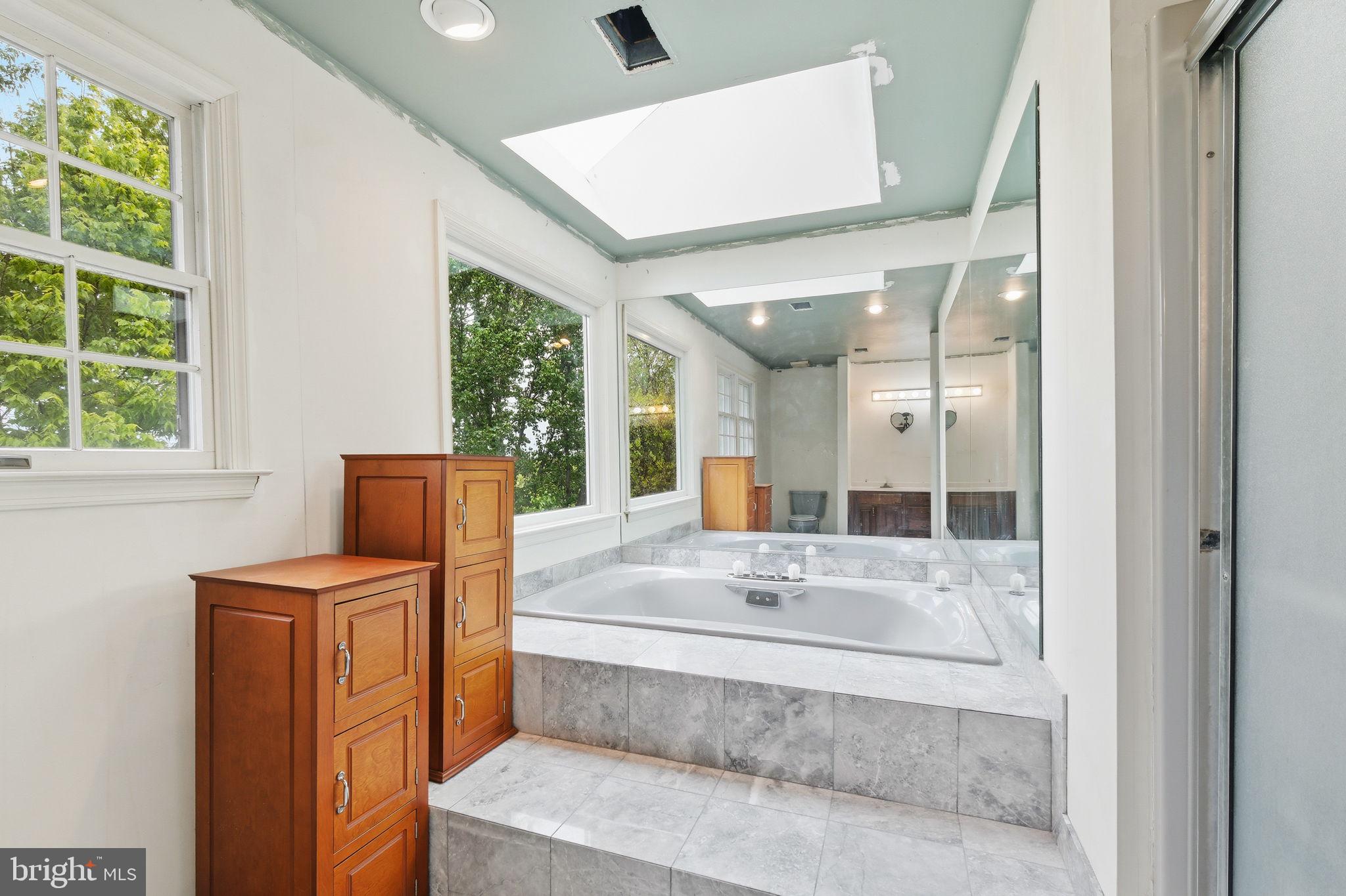 FLINTRIDGE - Residential