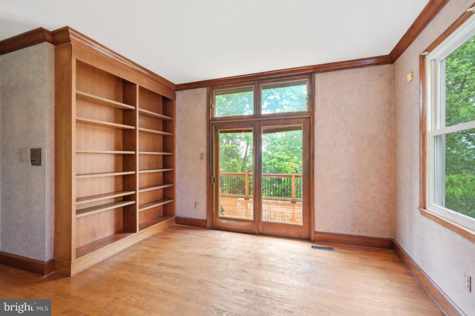 FLINTRIDGE - Residential