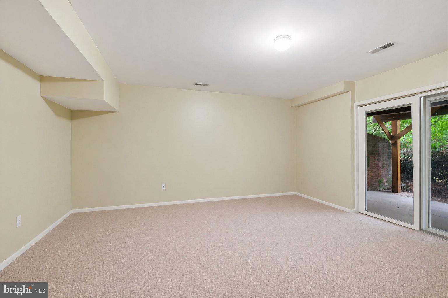 FLINTRIDGE - Residential