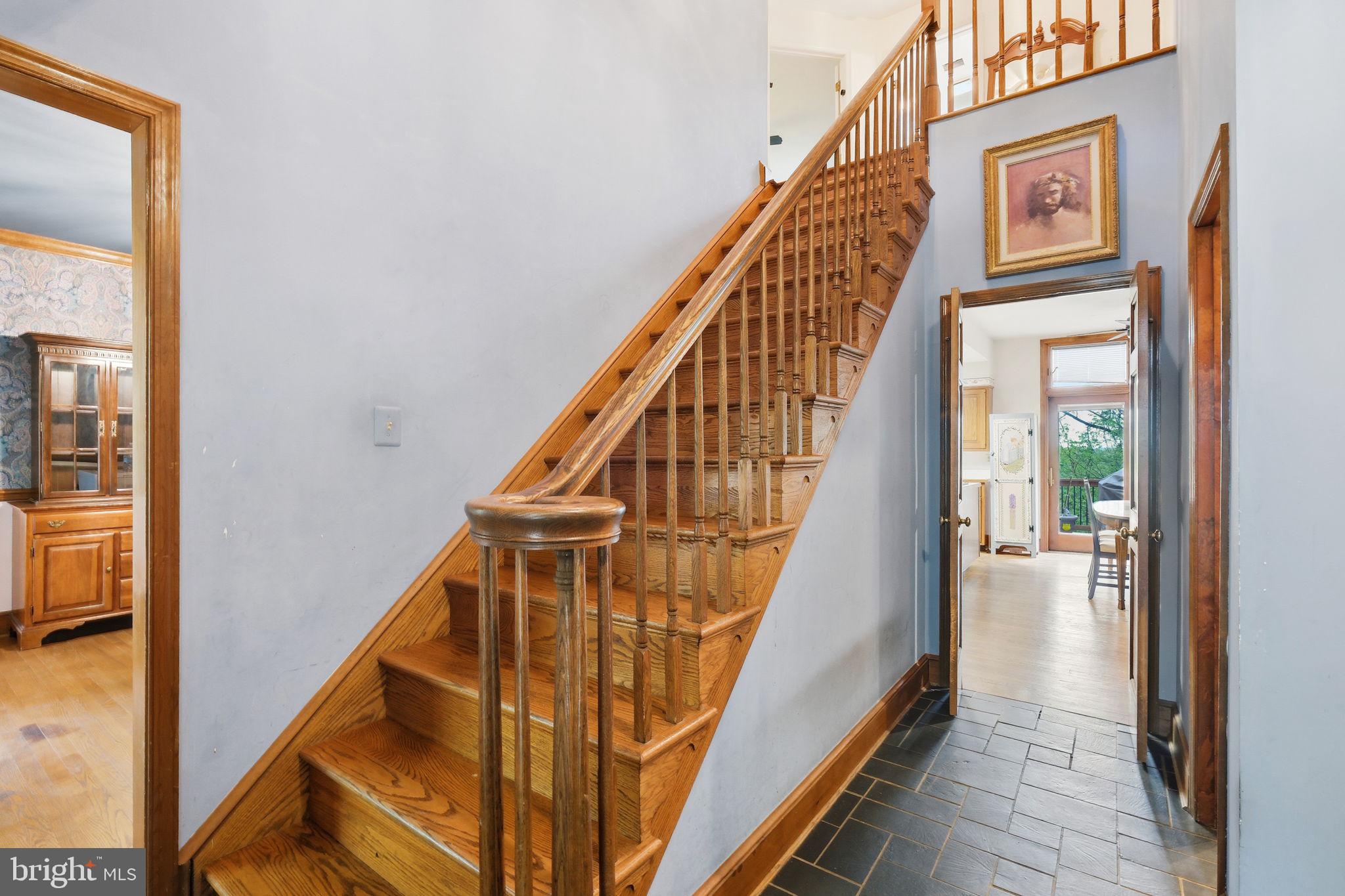 FLINTRIDGE - Residential