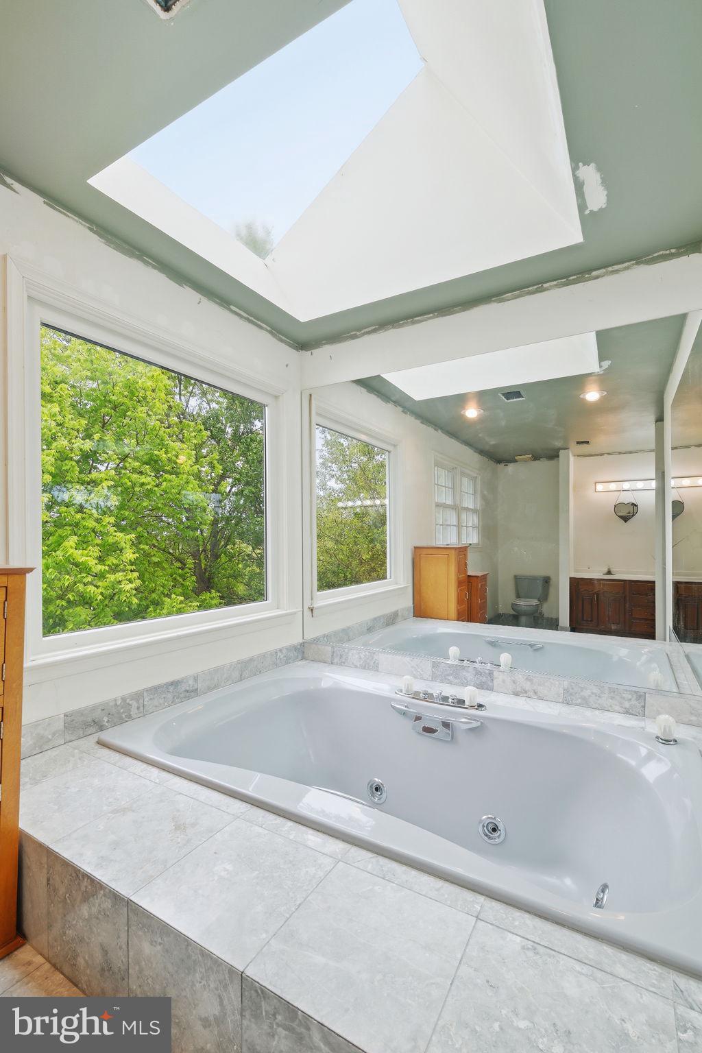 FLINTRIDGE - Residential