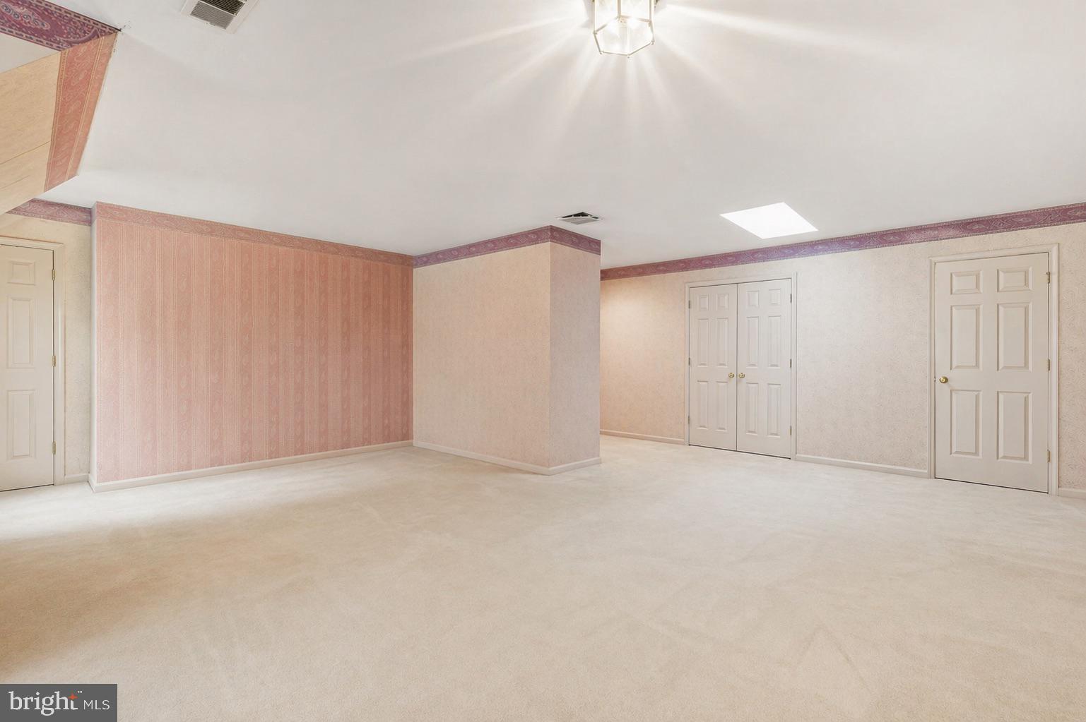 FLINTRIDGE - Residential