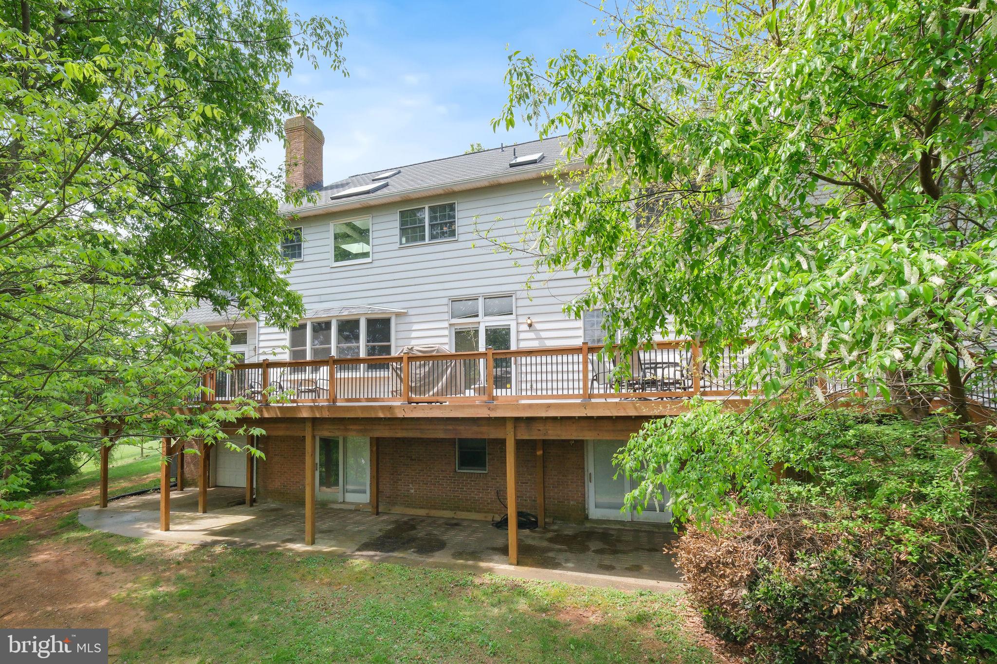 FLINTRIDGE - Residential
