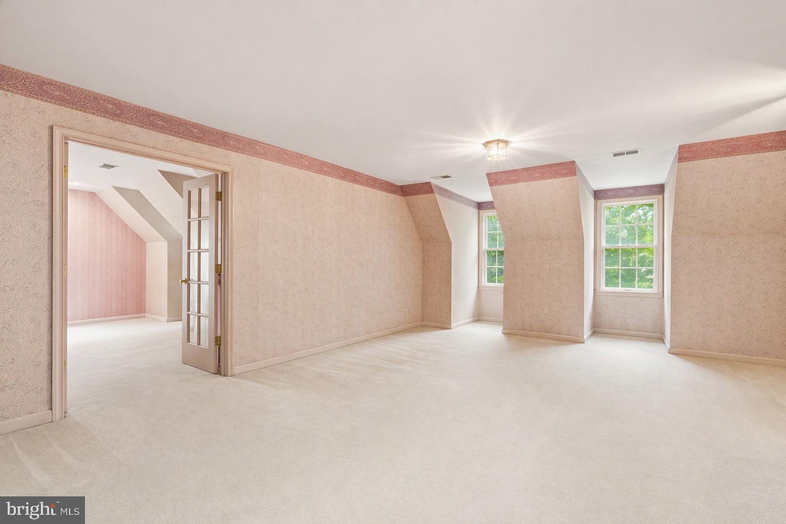 FLINTRIDGE - Residential