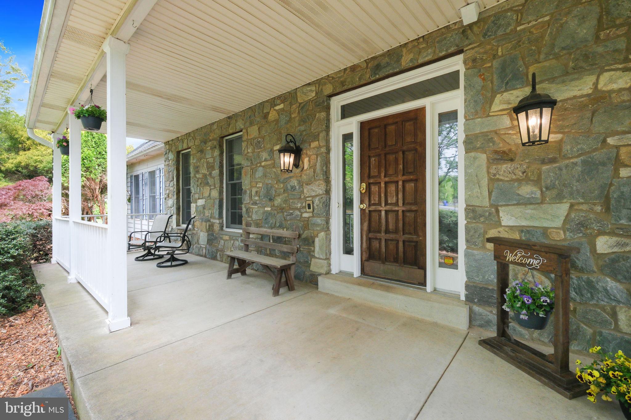 FLINTRIDGE - Residential