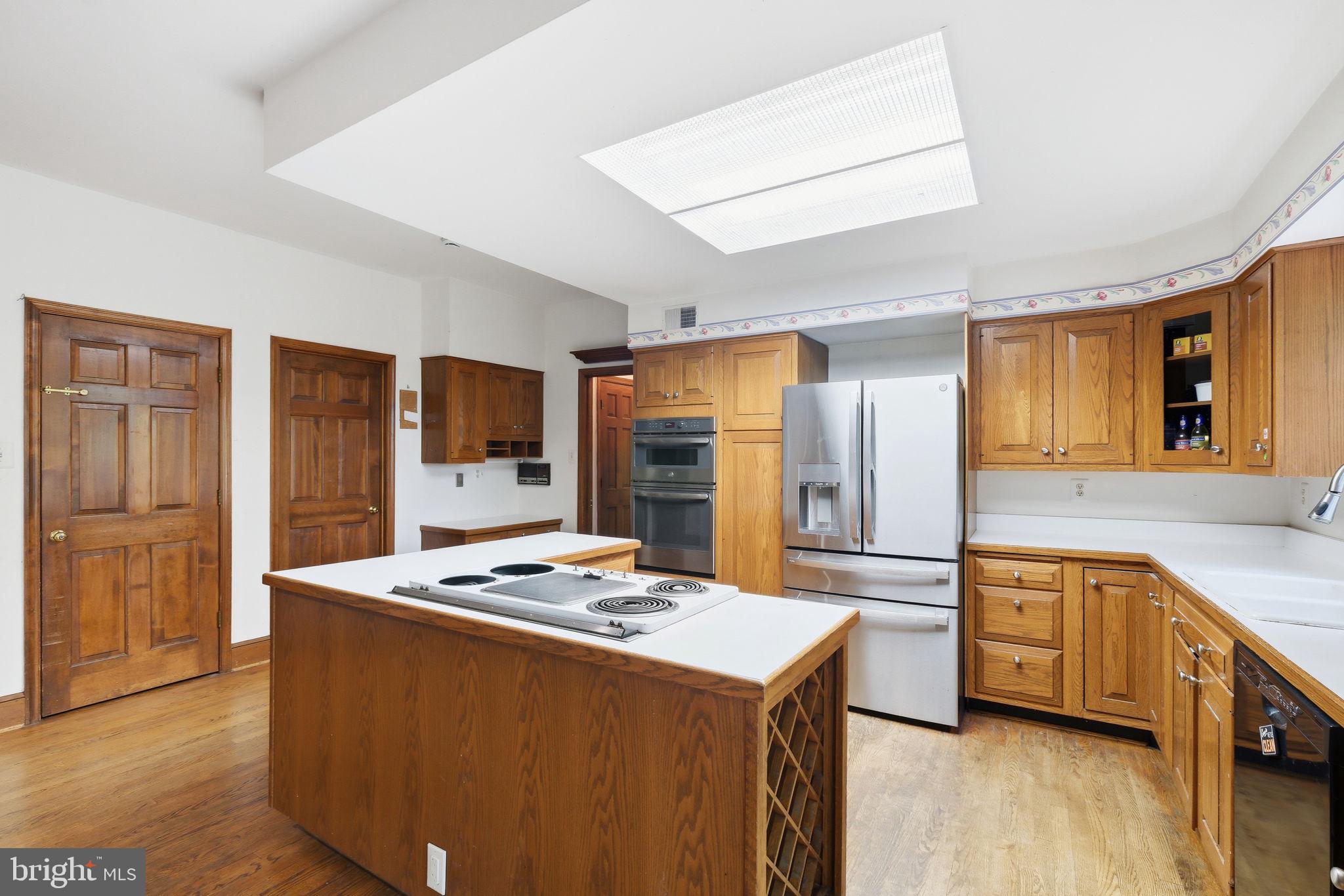 FLINTRIDGE - Residential