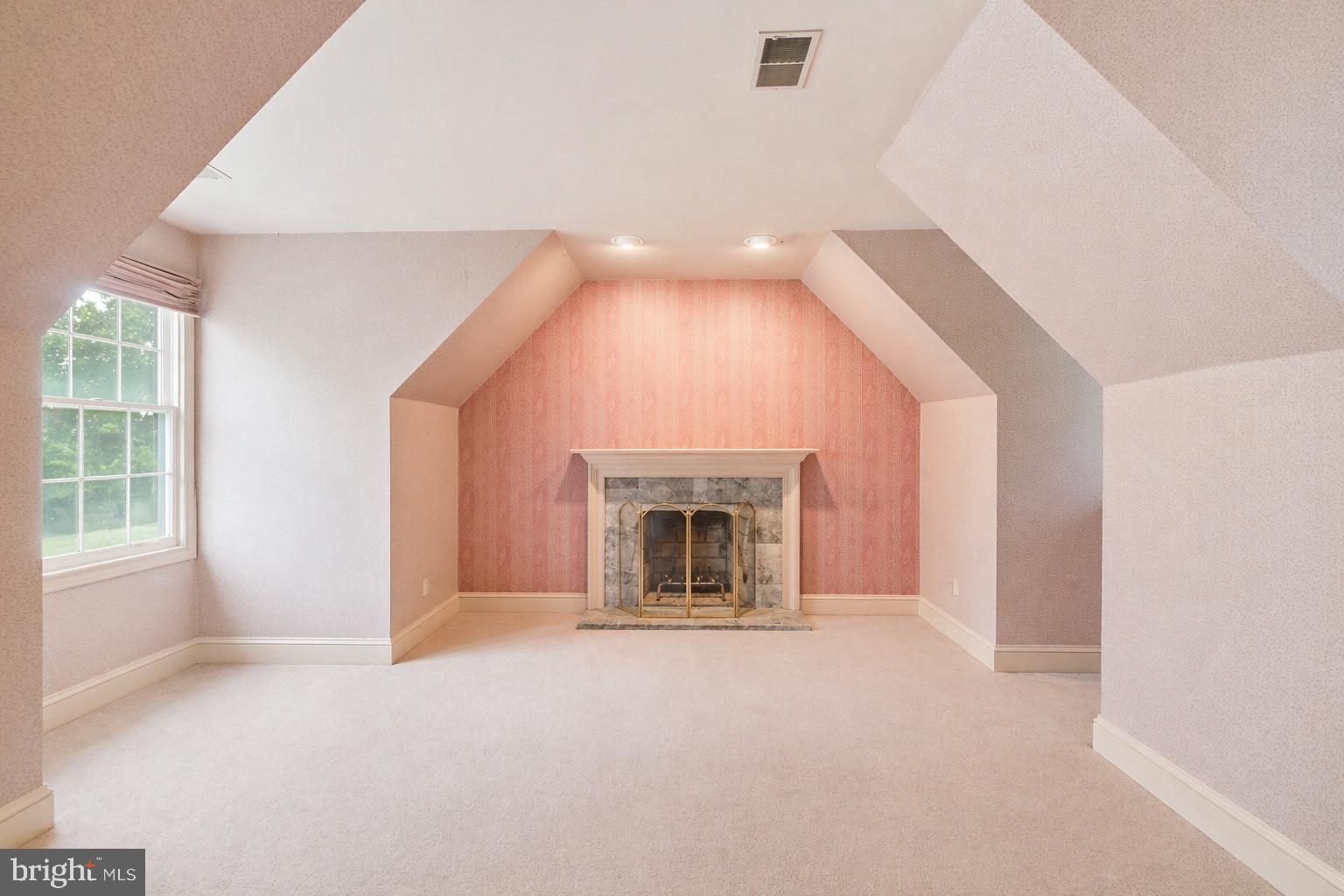 FLINTRIDGE - Residential