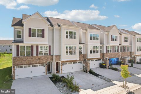 Photo of 134 Torrey Drive, NEWARK, DE 19702 (MLS # DENC2090334)