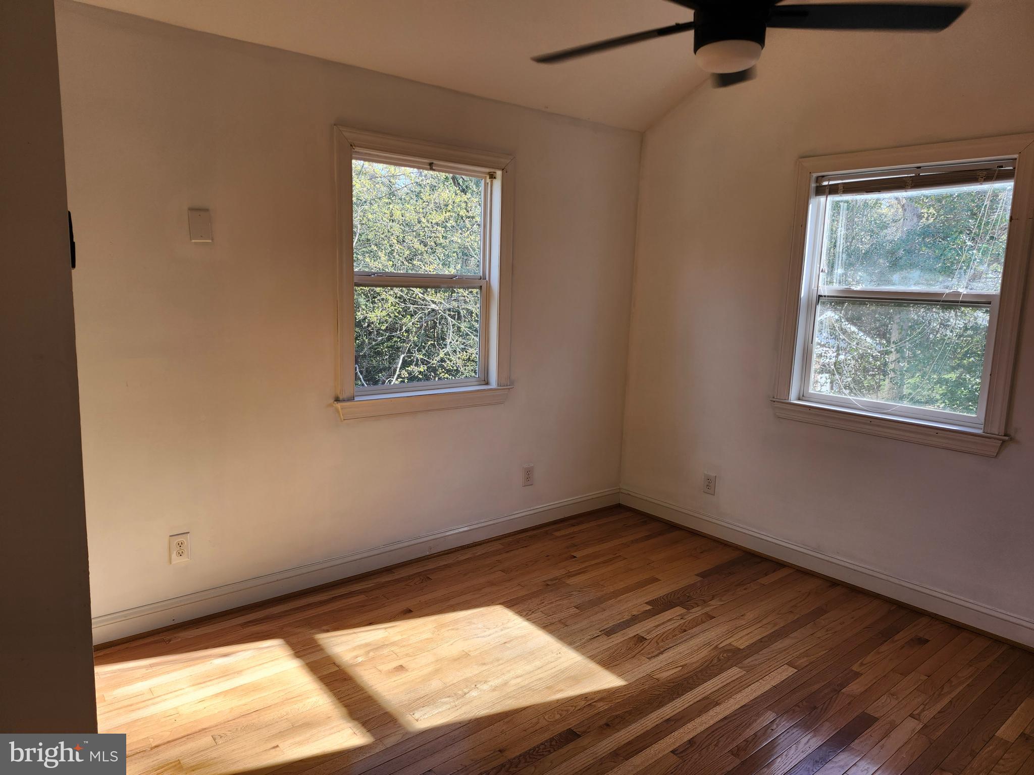 ESPERANZA FARMS - Residential