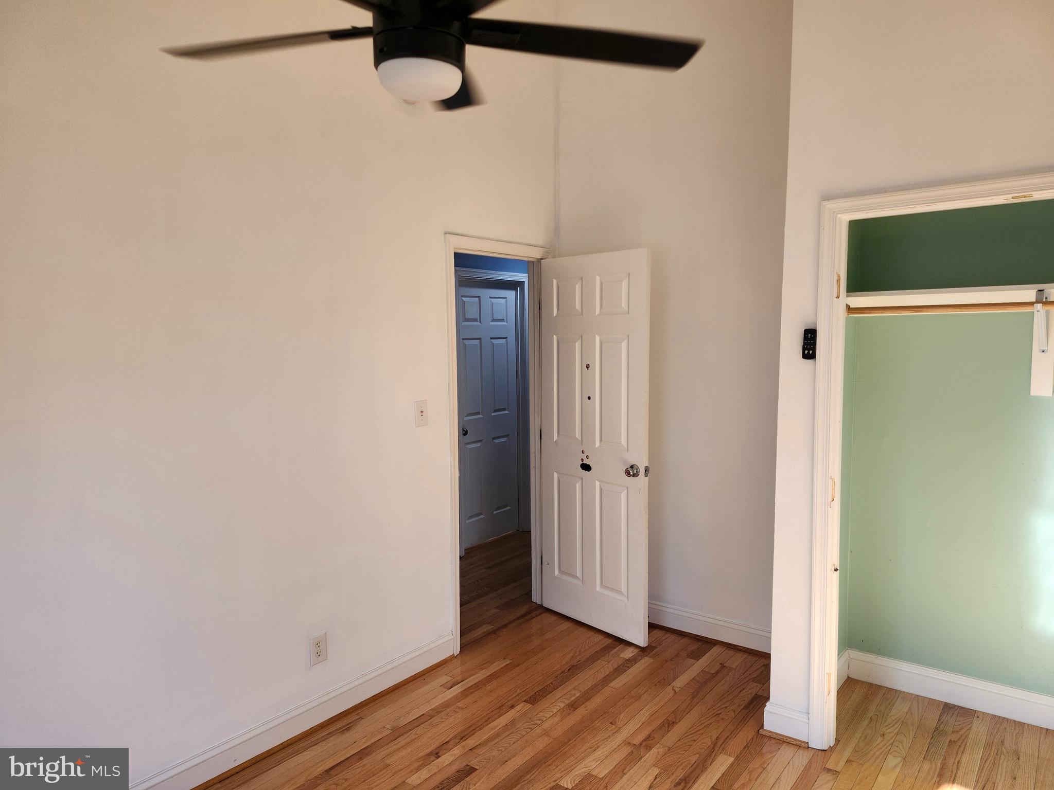 ESPERANZA FARMS - Residential