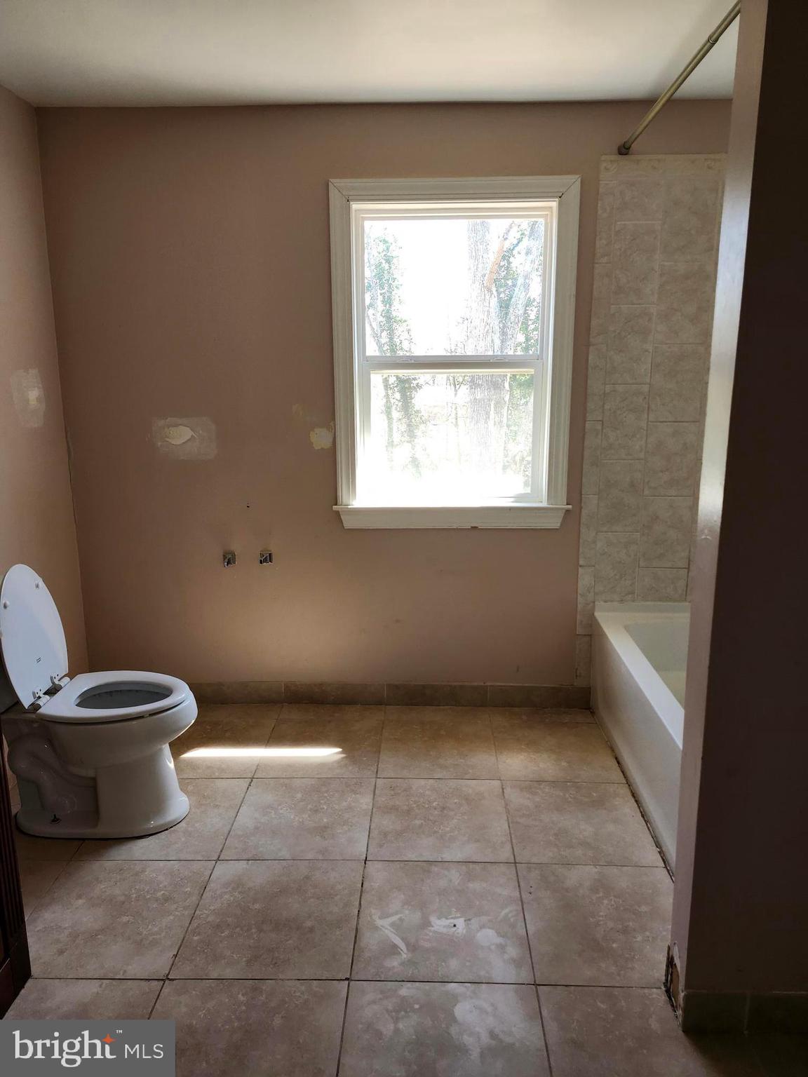 ESPERANZA FARMS - Residential