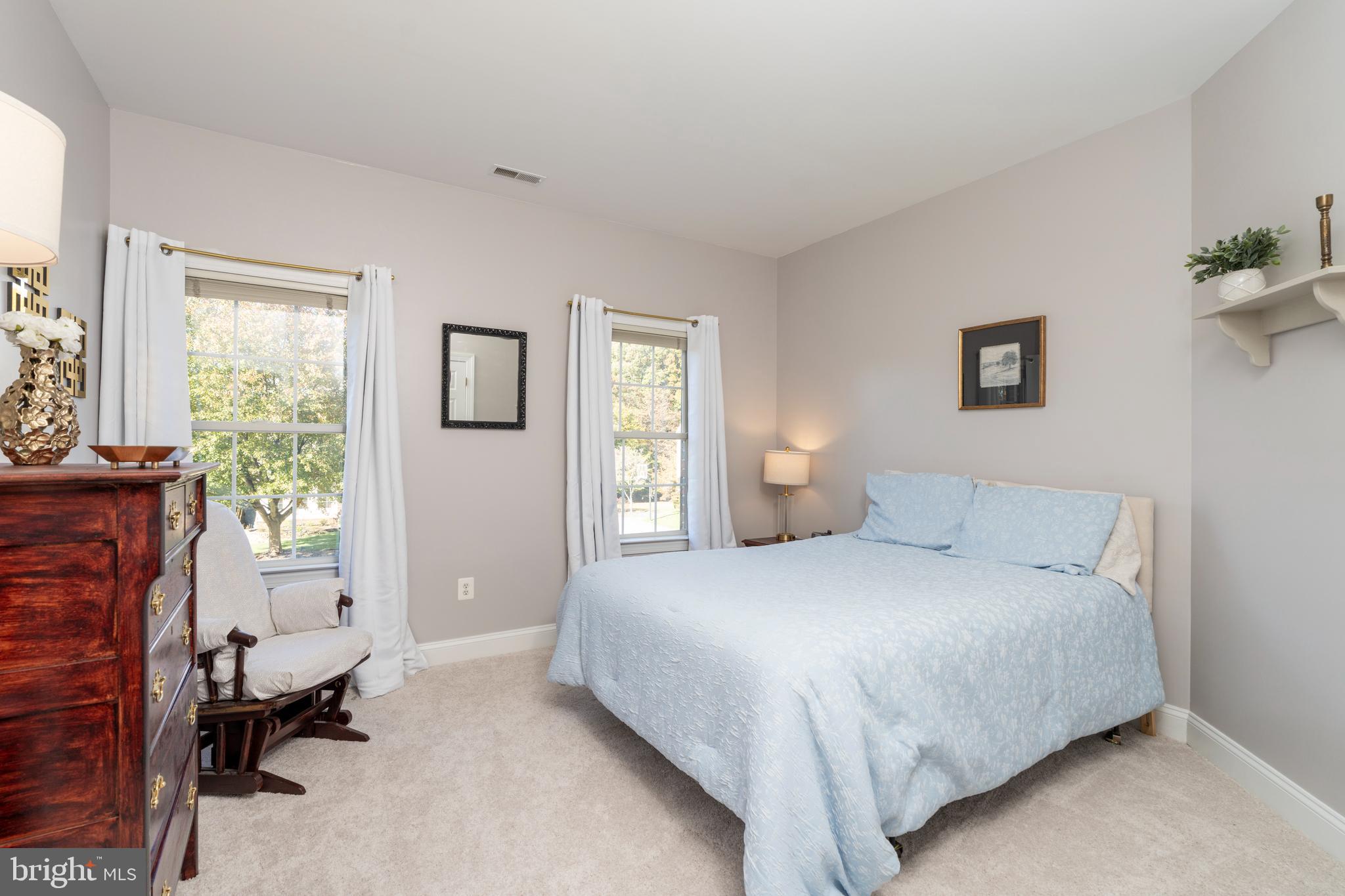 JENIFER RIDGE - Residential