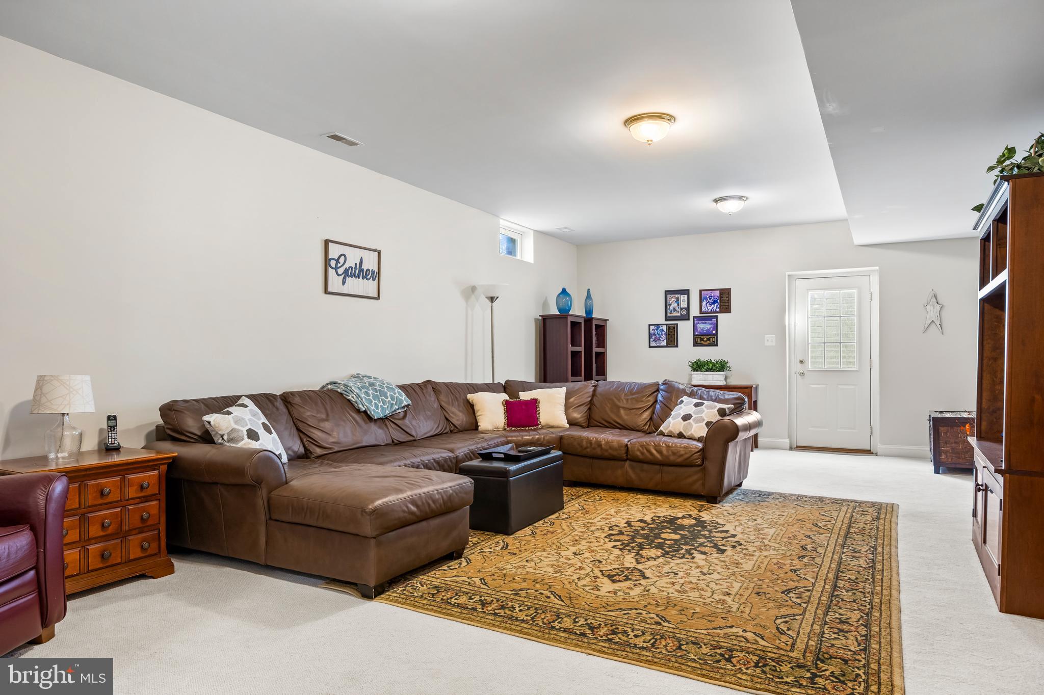 JENIFER RIDGE - Residential