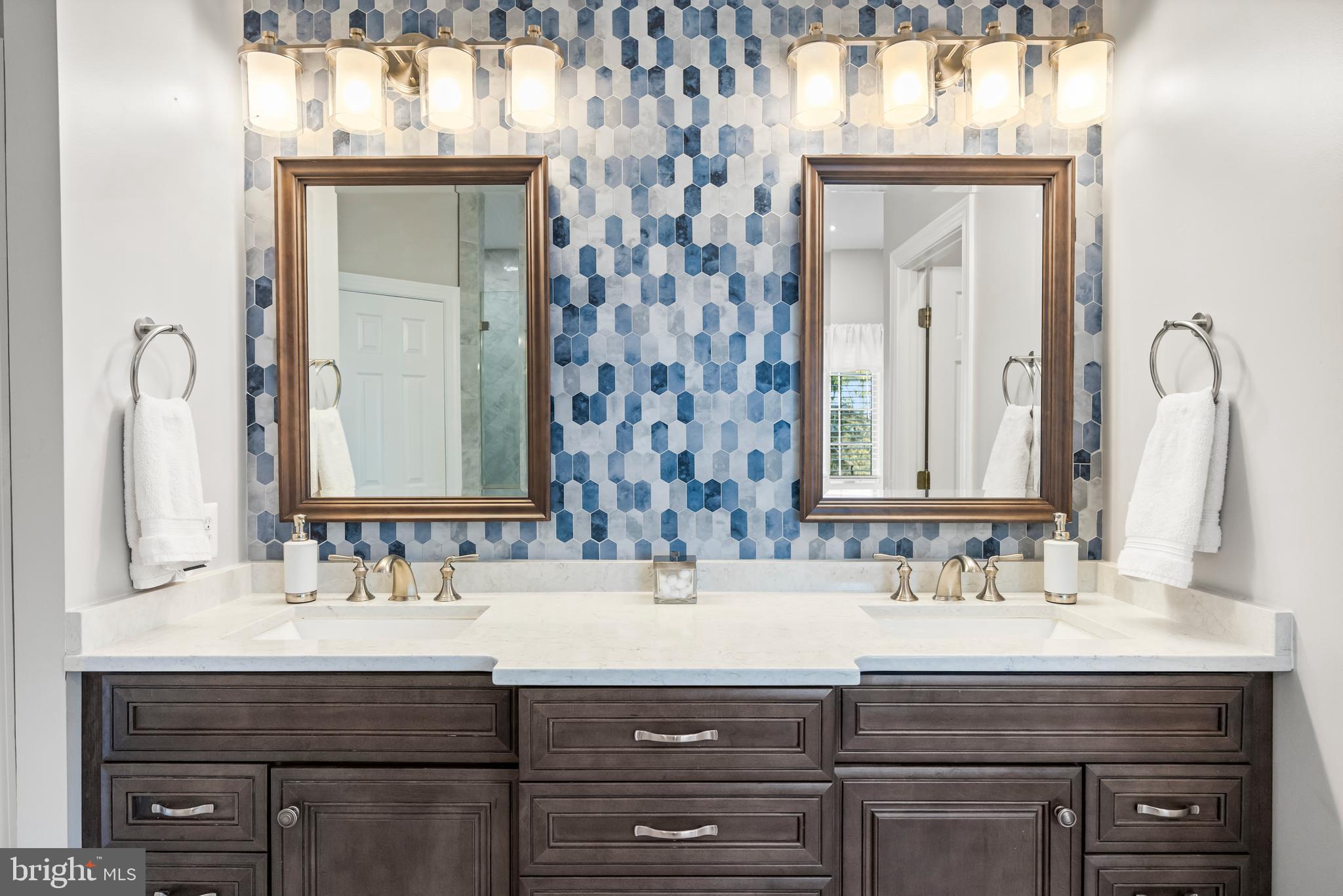 JENIFER RIDGE - Residential