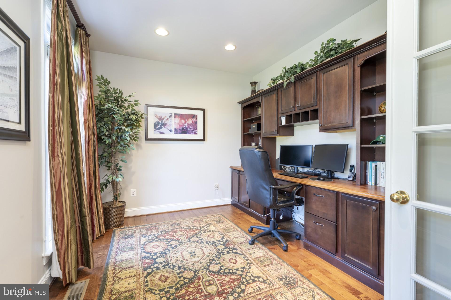 JENIFER RIDGE - Residential