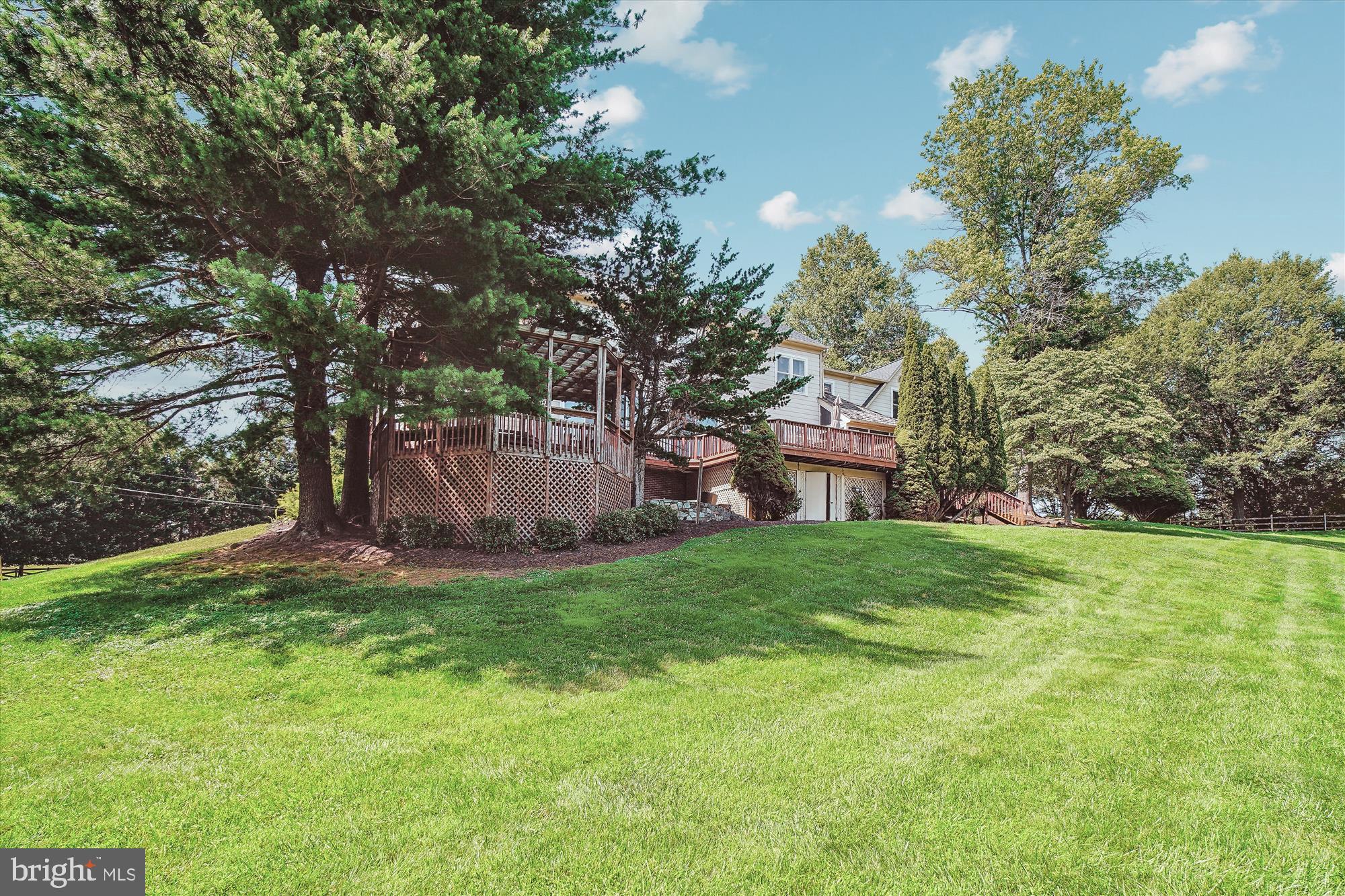 9140 GOSHEN VALLEY DRIVE