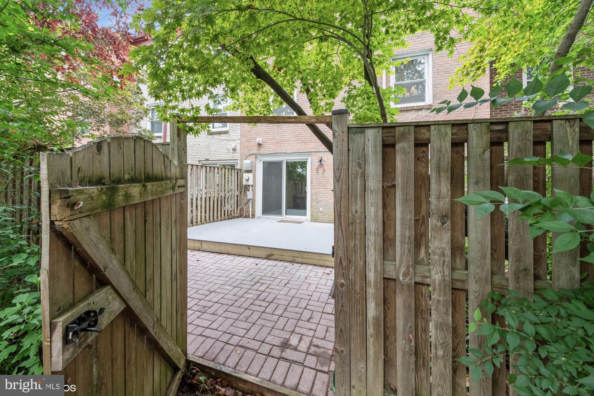 BERKSHIRE - Residential