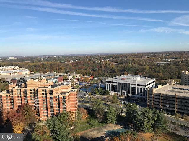 WASHINGTONIAN TOWER - Residential