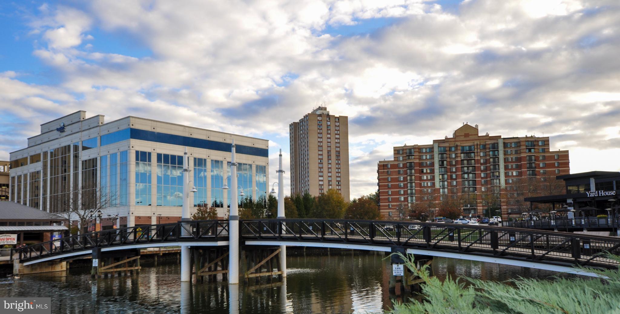 WASHINGTONIAN TOWER - Residential