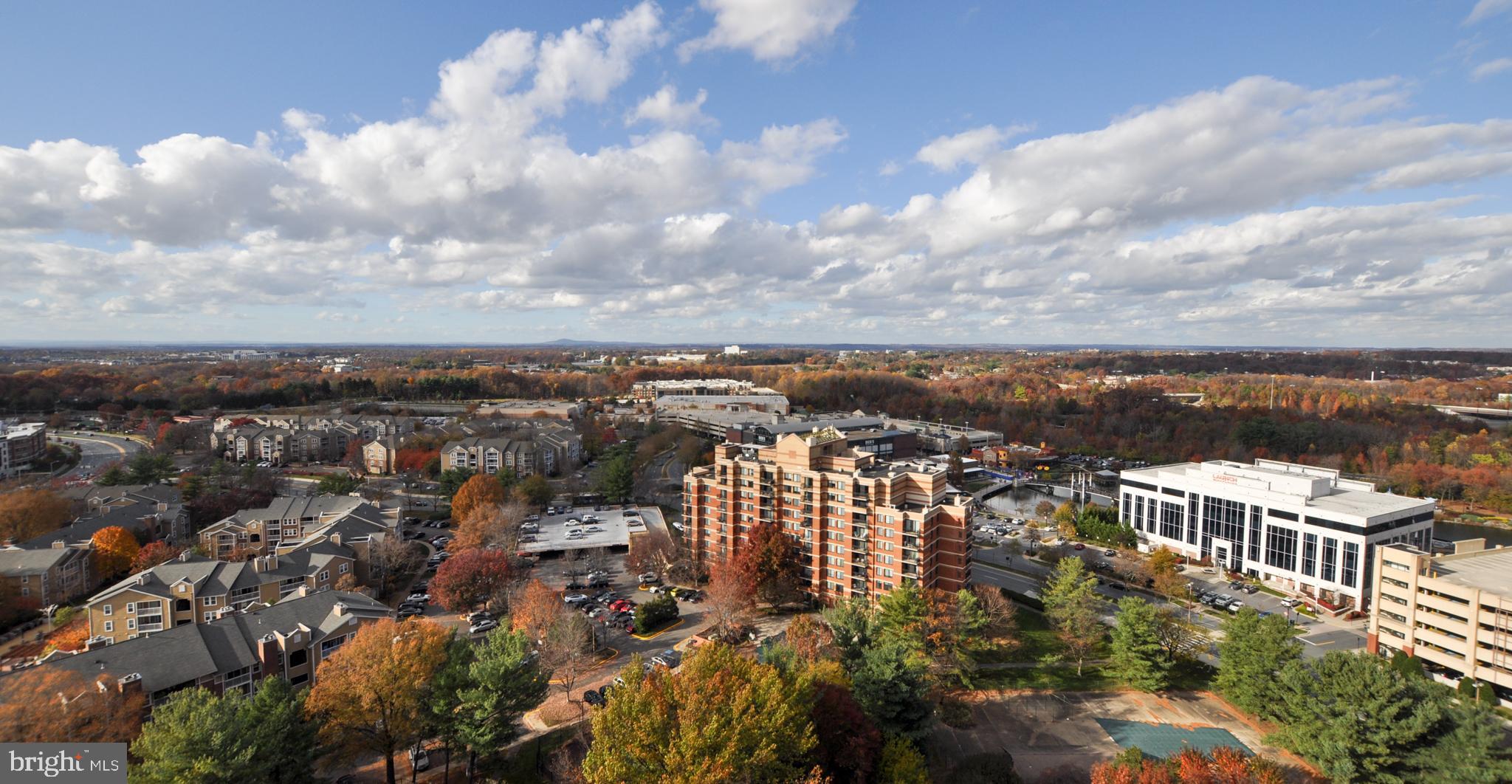 WASHINGTONIAN TOWER - Residential
