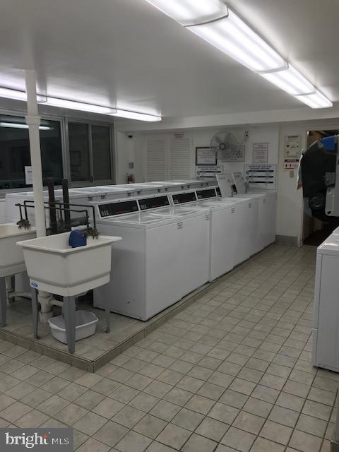 WASHINGTONIAN TOWER - Residential