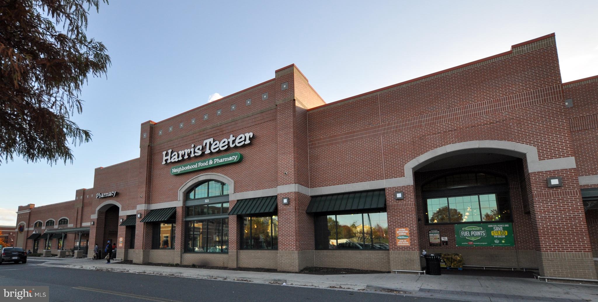 WASHINGTONIAN TOWER - Residential