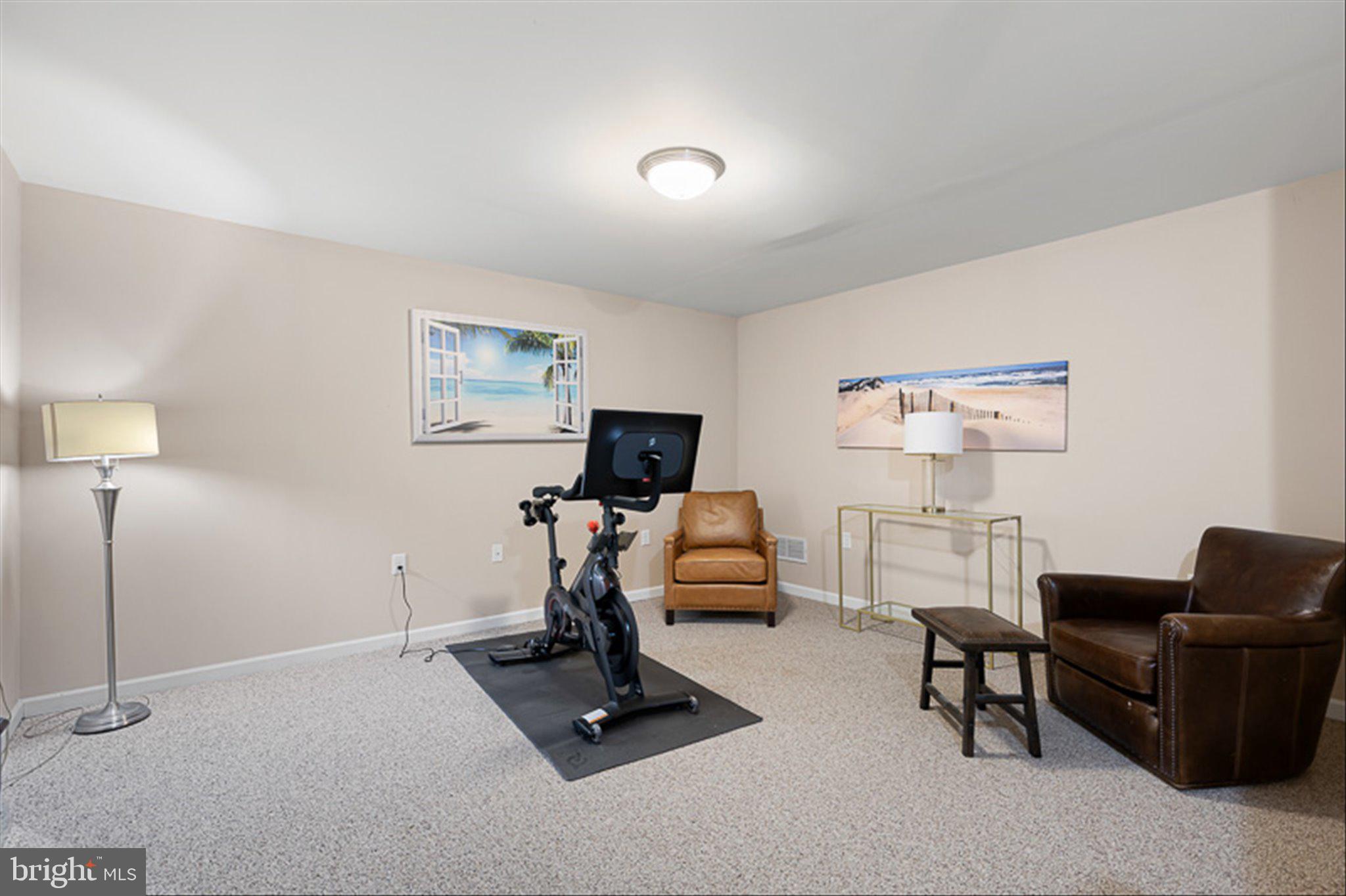 PAPER MILL WOODS - Residential