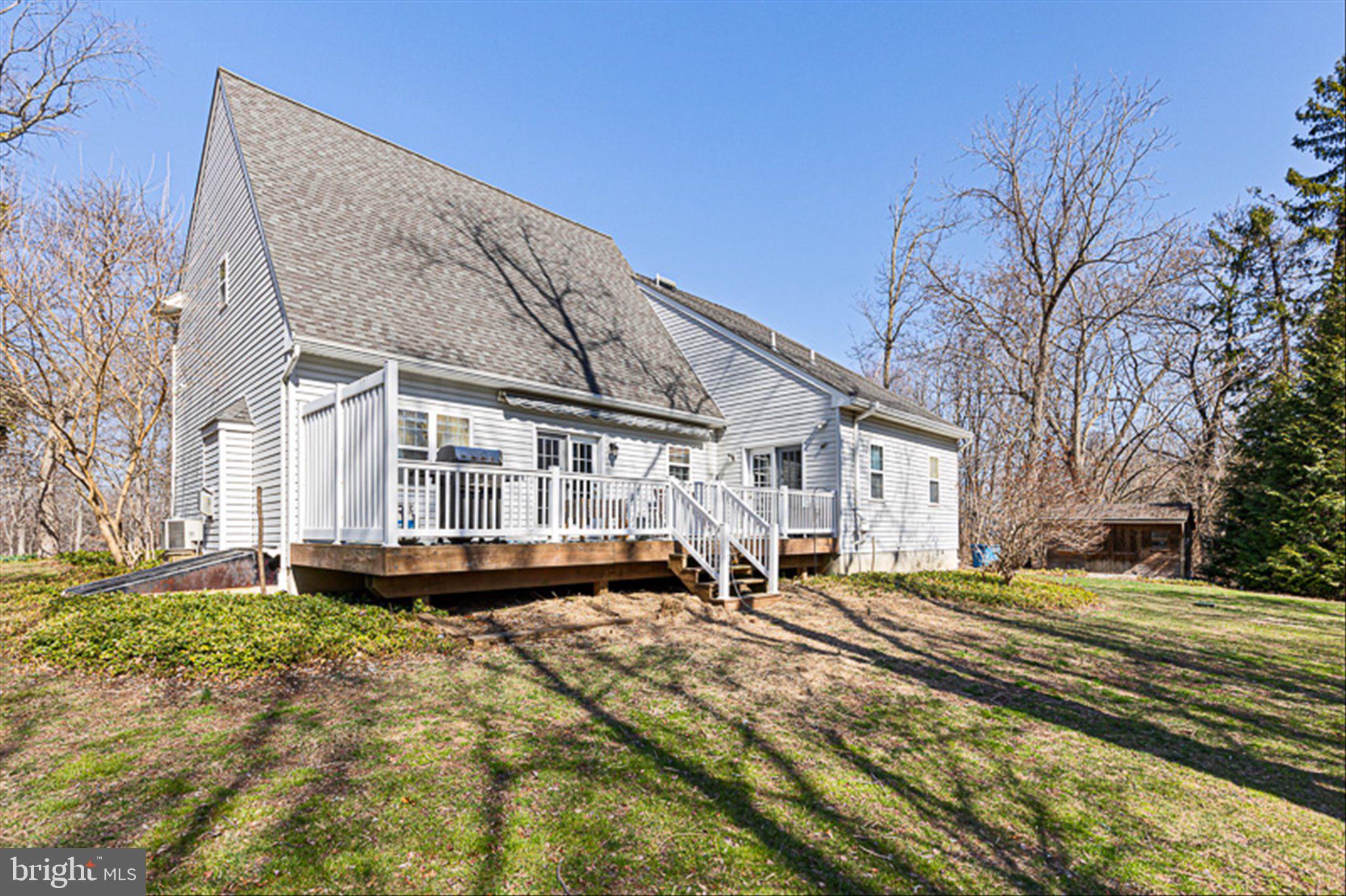 PAPER MILL WOODS - Residential