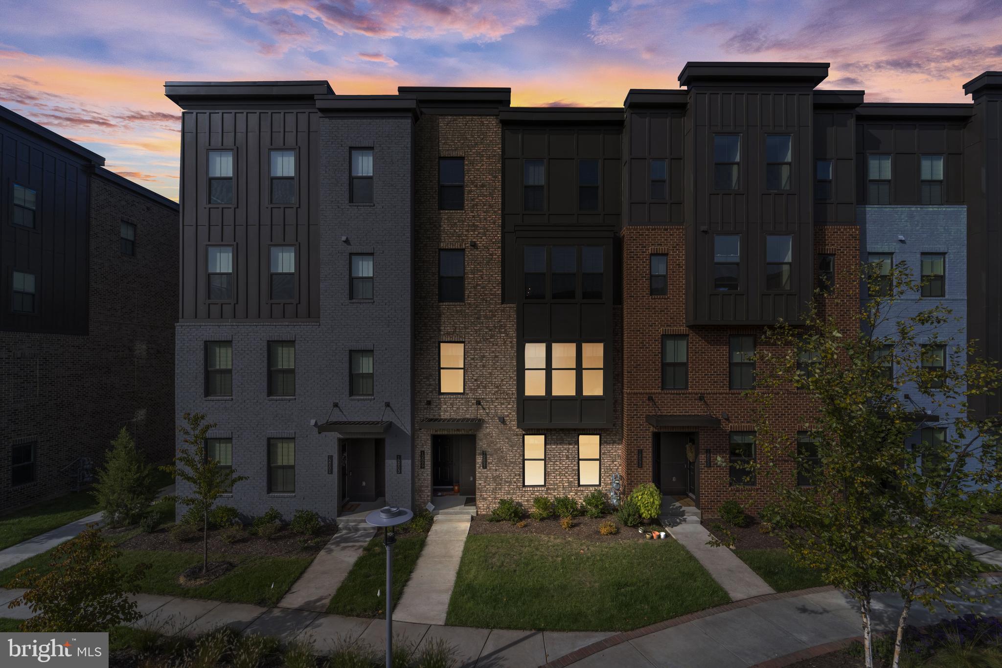 WOODLAND PARK - Residential Lease