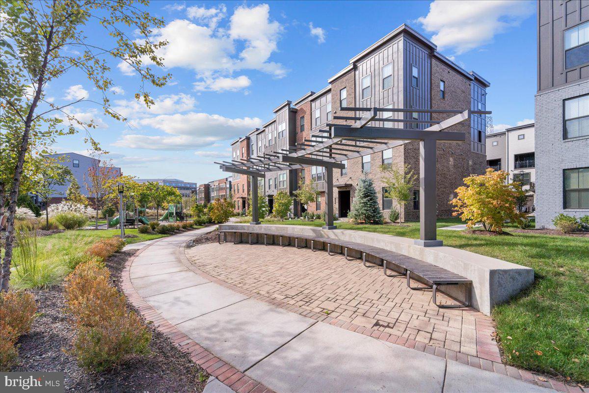 WOODLAND PARK - Residential Lease