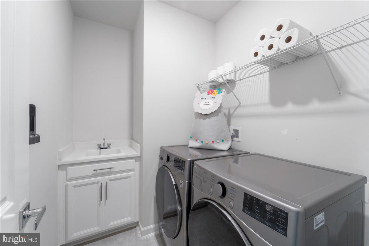 WOODLAND PARK - Residential Lease