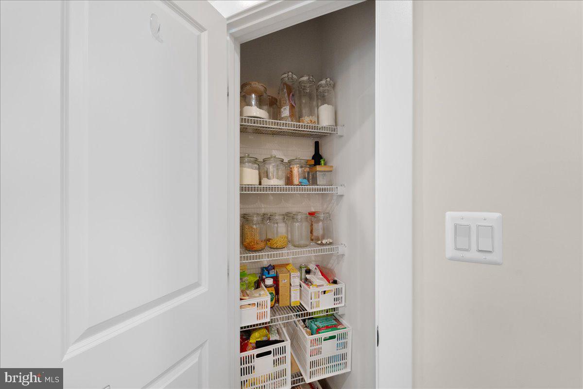 WOODLAND PARK - Residential Lease