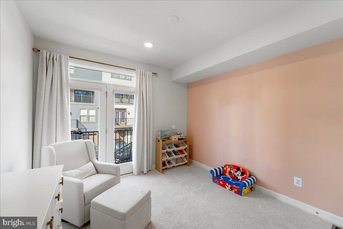 WOODLAND PARK - Residential Lease