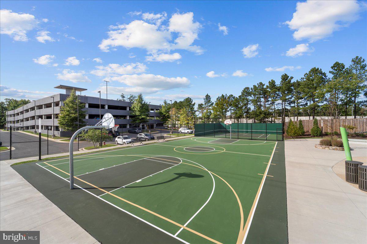 WOODLAND PARK - Residential Lease