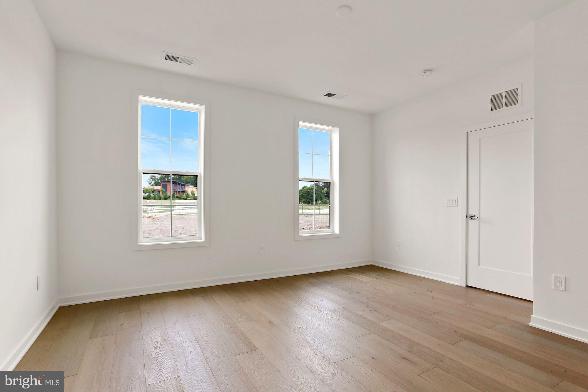 REGENCY AT BELMONT - Residential