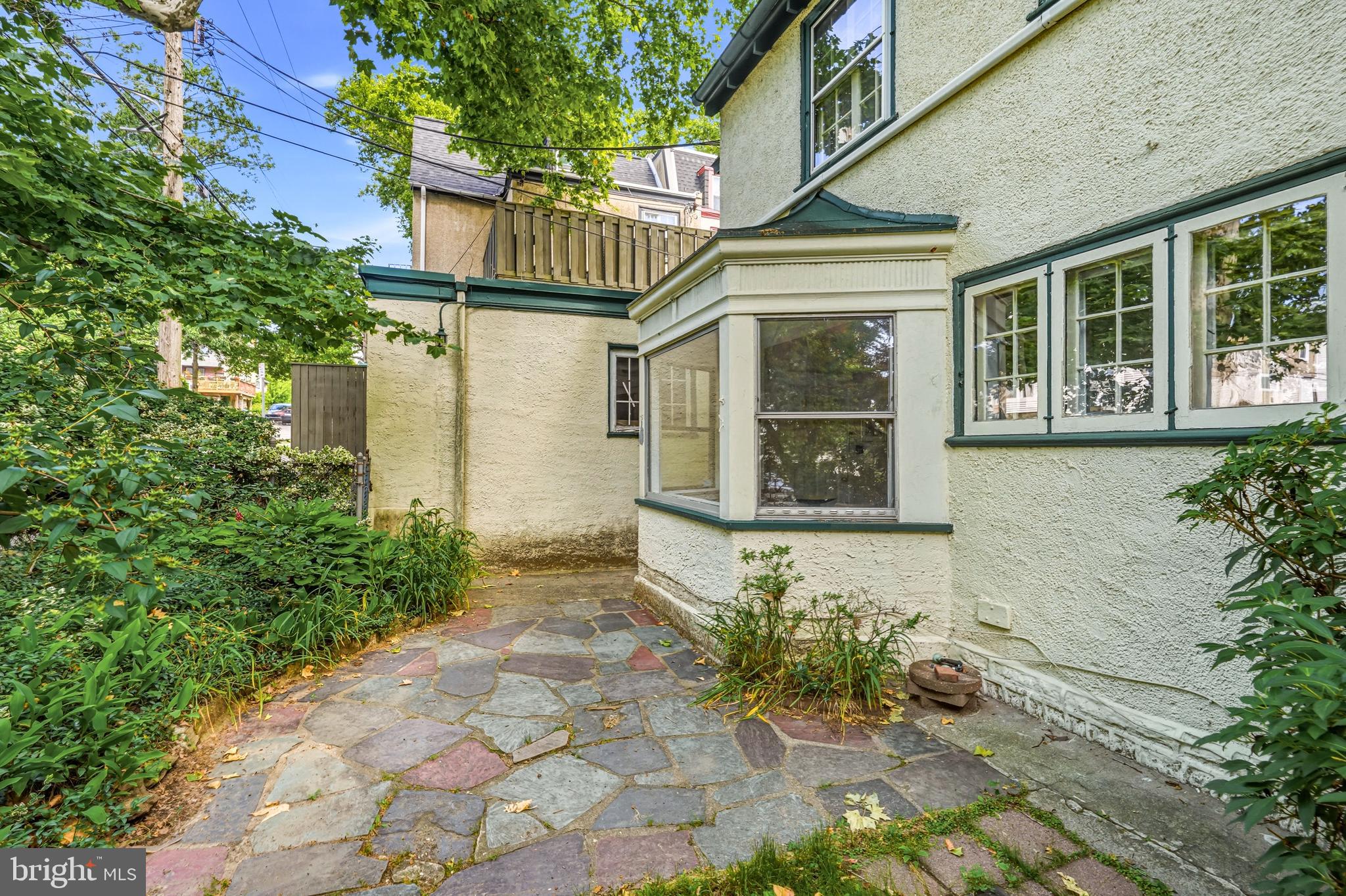 341 W DURHAM STREET