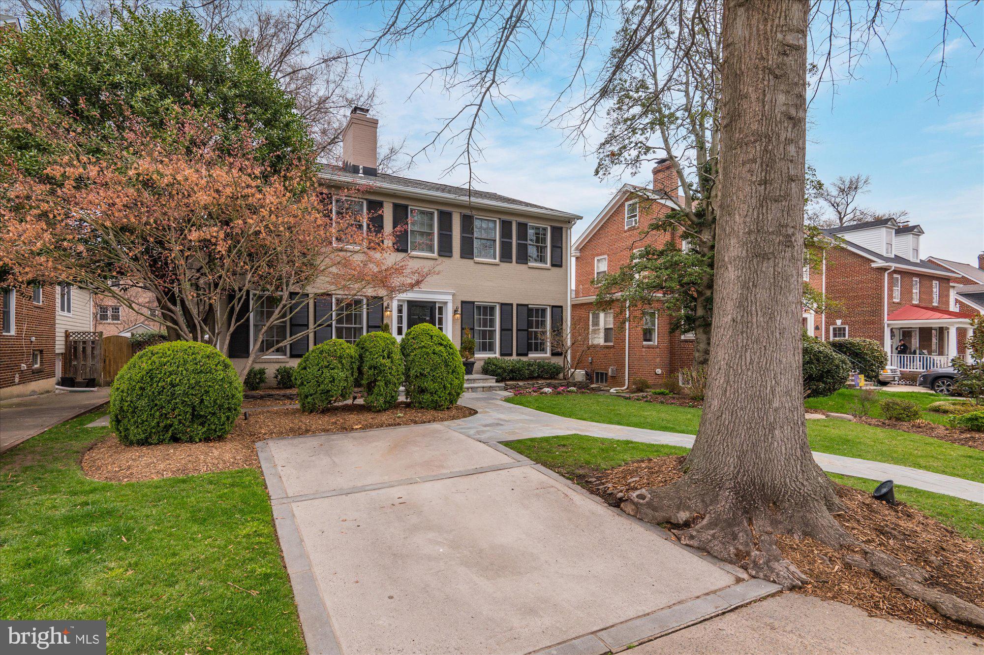 ROSEMONT - Residential