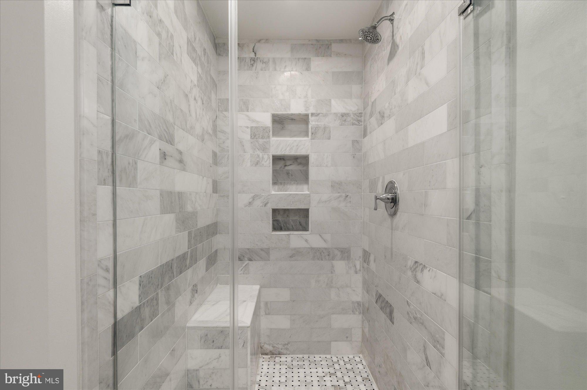 ROSEMONT - Residential