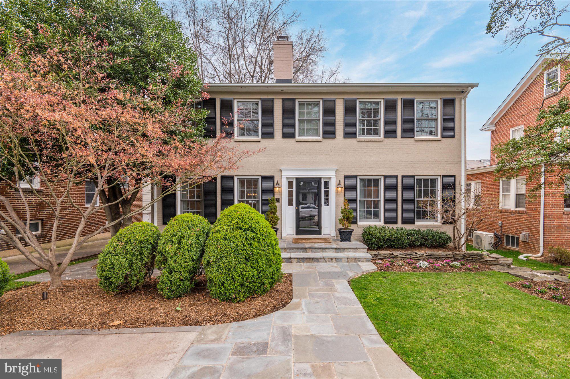 ROSEMONT - Residential