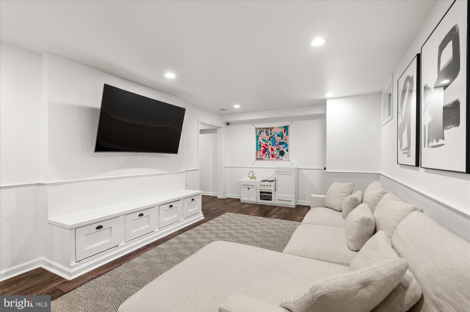 ROSEMONT - Residential