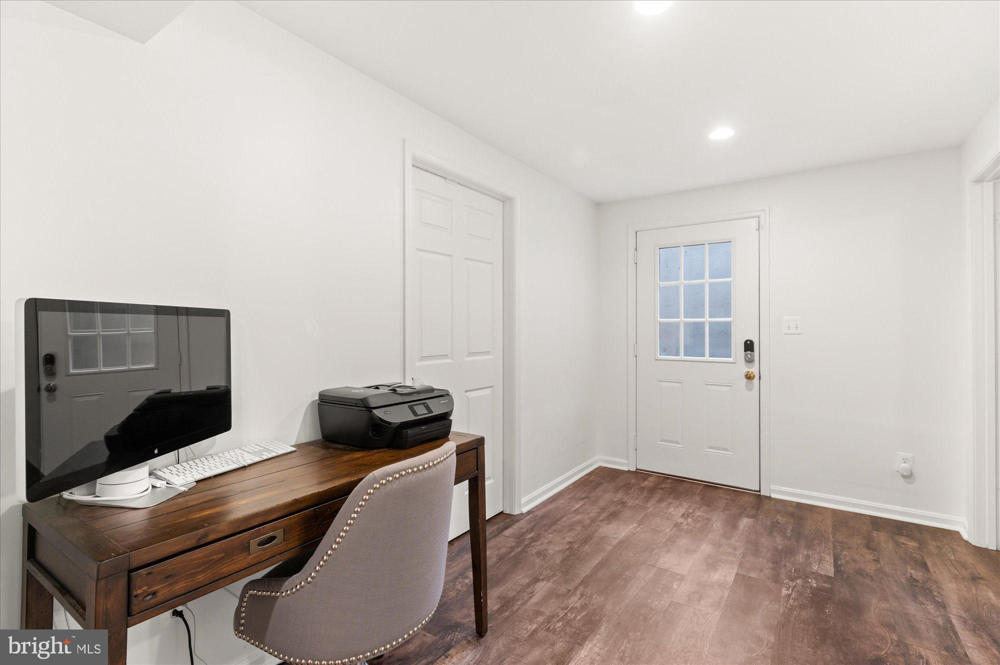 ROSEMONT - Residential