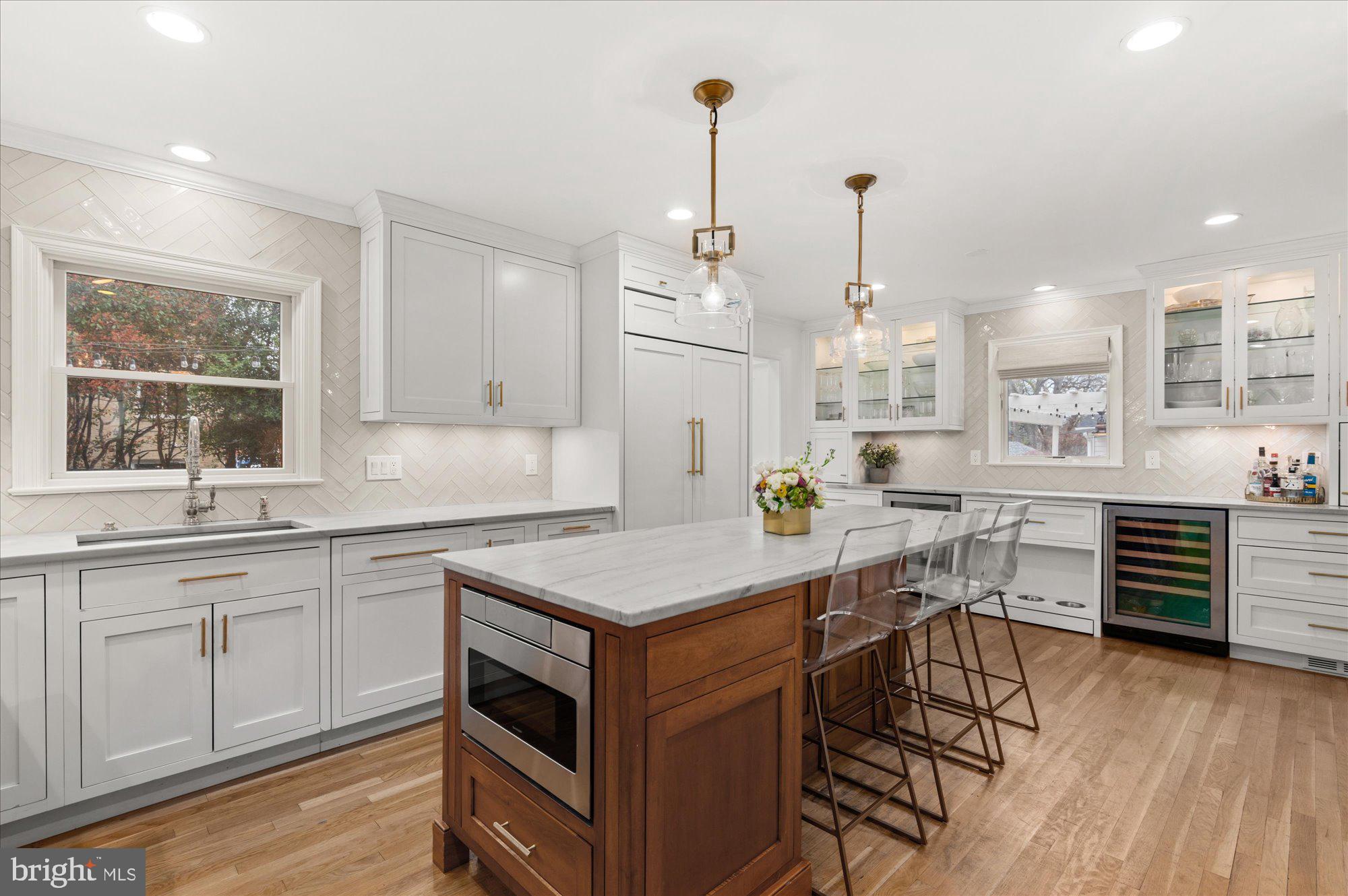 ROSEMONT - Residential